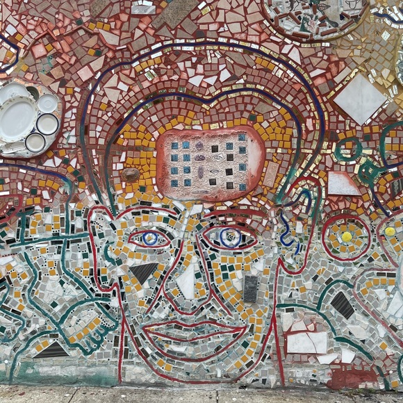 Meet your Posher, Janet - Picture 1 of 1